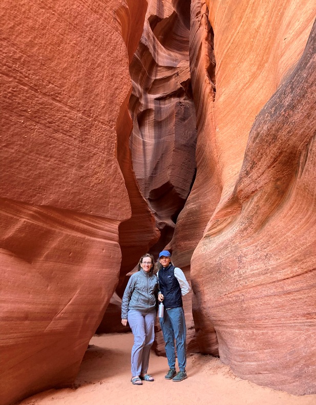 Norma and Carmen in the slot canyon