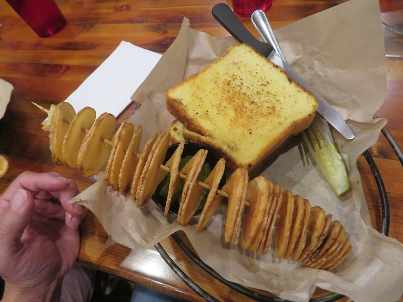 Southwest burger meal