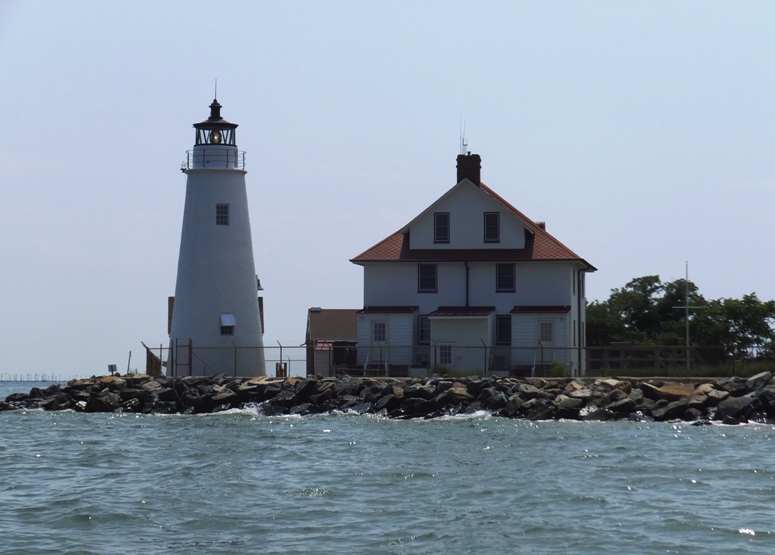 Lighthouse and building