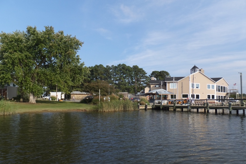Shoreline near restaurant
