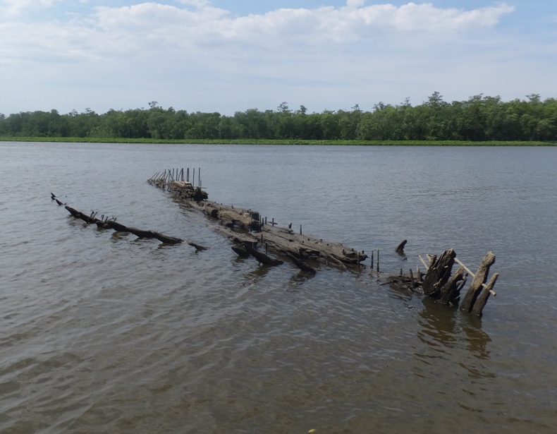 Different view of same shipwreck
