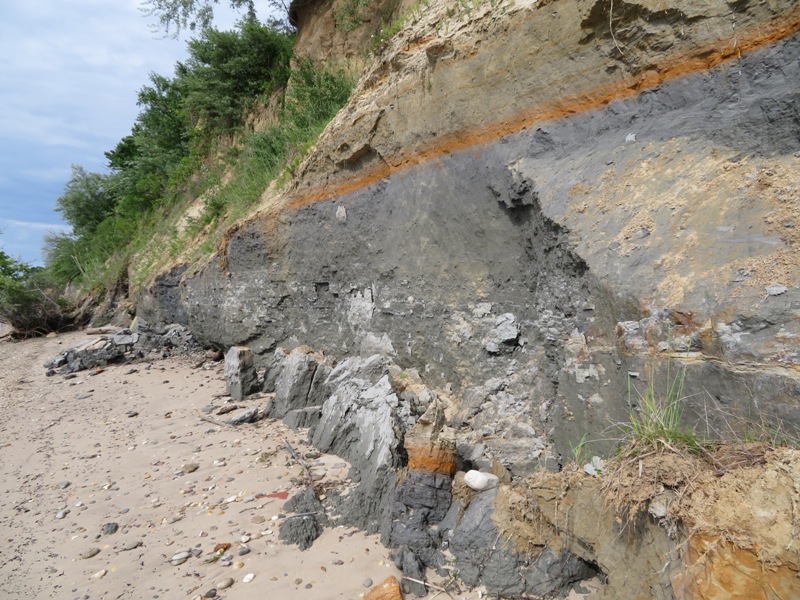 Different colored layers in cliff