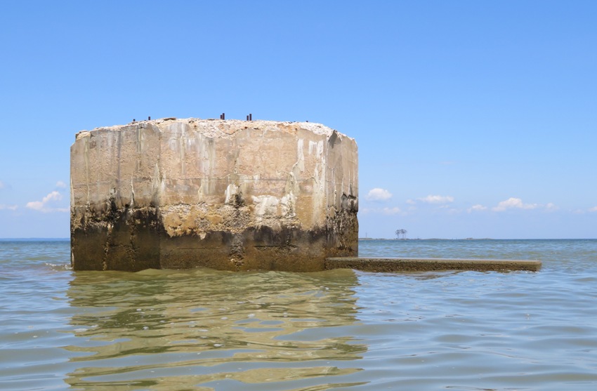 Concrete hexagonal foundation in the water