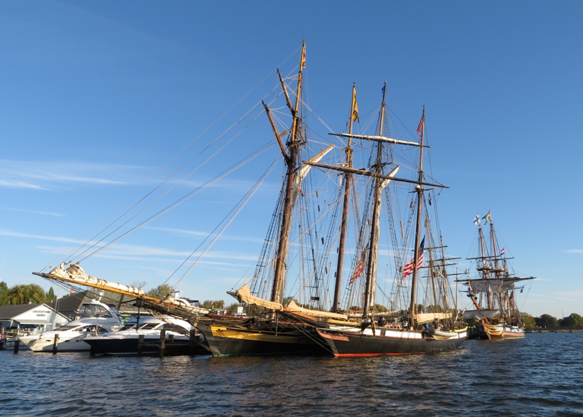 Pride of Baltimore II and the Lynx as seen from the front port side
