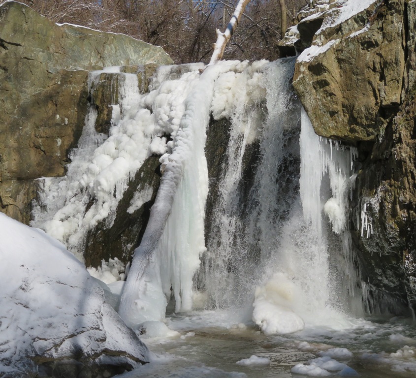 Front-side view of falls