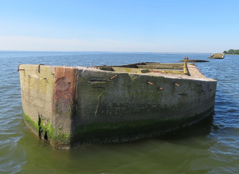 Another view of ship U.S.115
