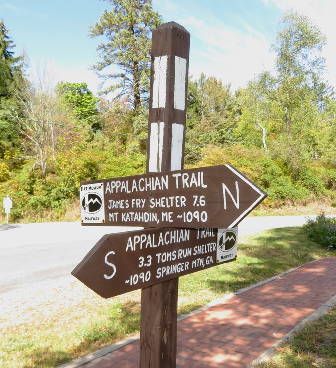 Wooden sign with pointers to either end of the Appalachian Trail