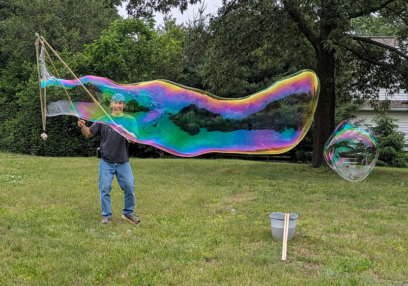 Me behind a bubble passing in front of me